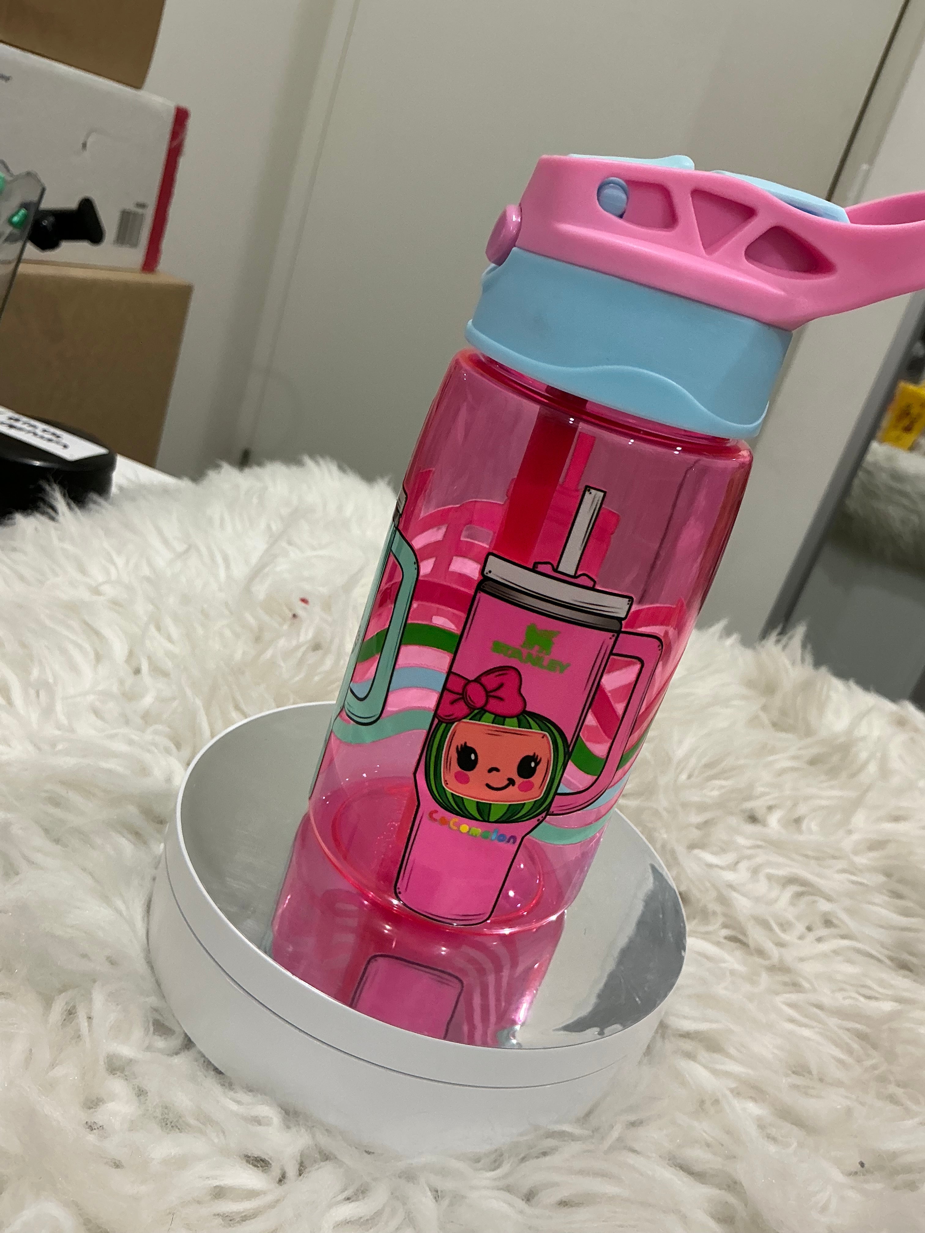 Kids cocomelon bottle