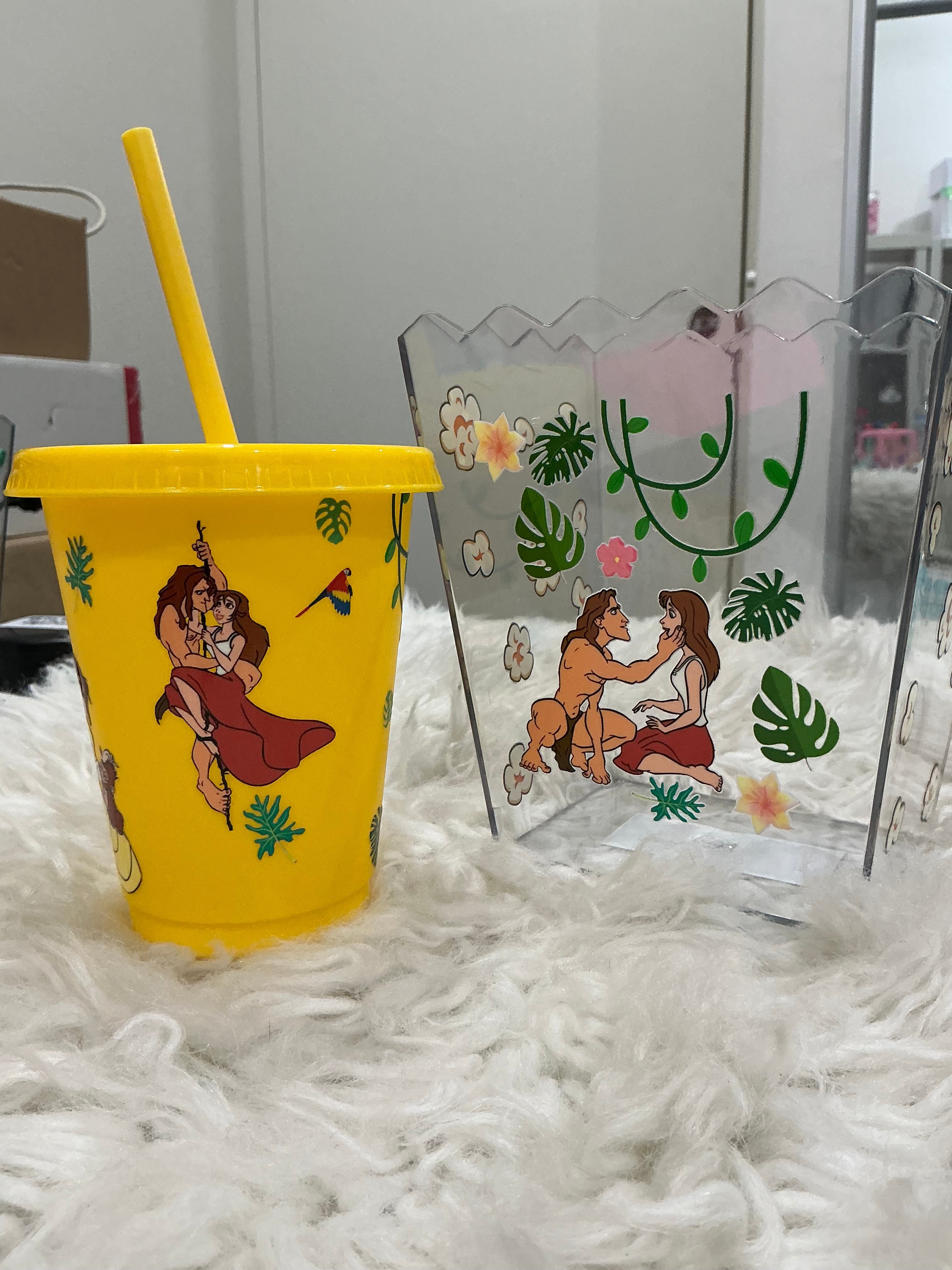 Kids treat box & cold cup sets